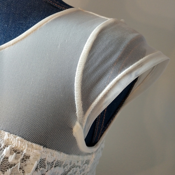 Bebe bodysuit - Picture 5 of 11